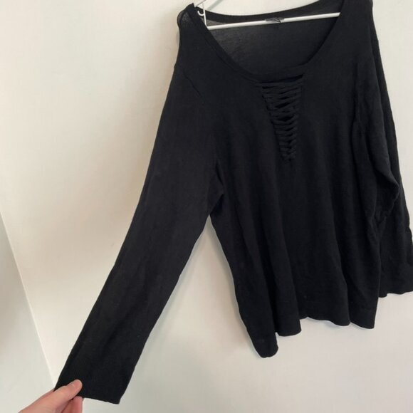 TORRID 4 Plus Size Lattice Knit Sweater Solid Black Lace Up Rayon Pullover sz 4X - Picture 8 of 16